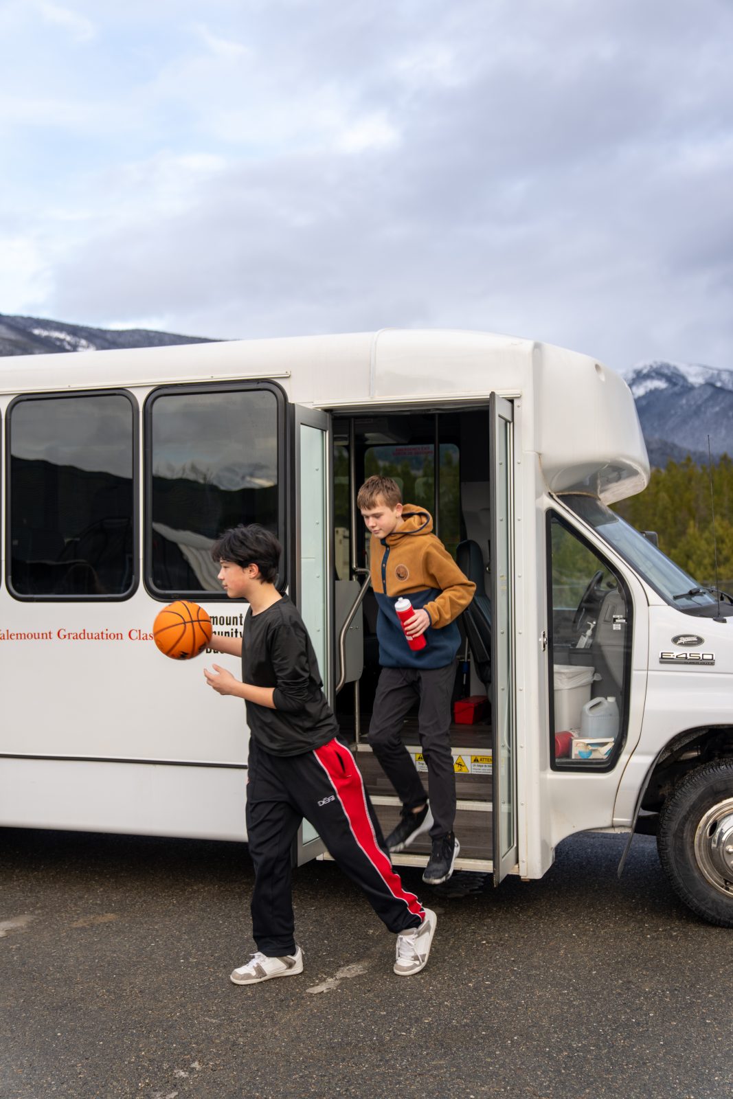 Valemount’s new bus keeps the community rolling